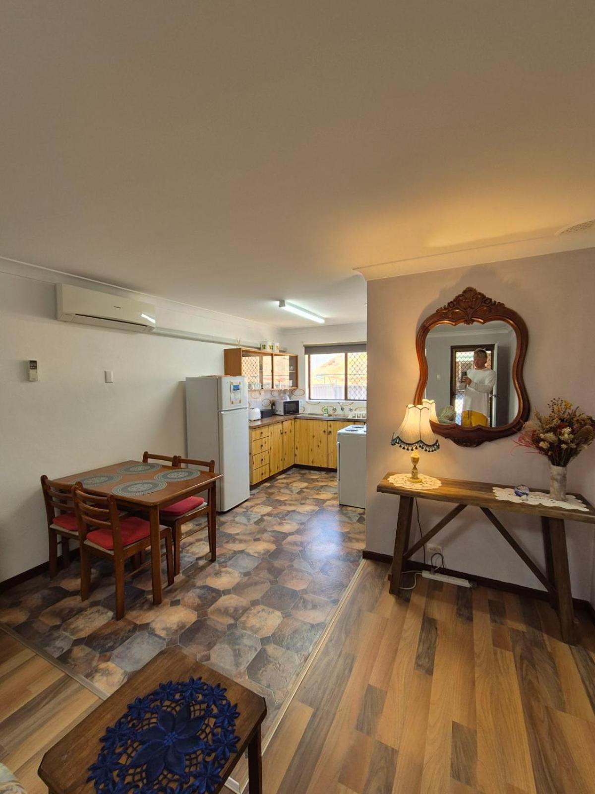 Champion Bay Beach Unit, With Own Carport, Geraldton Exterior foto